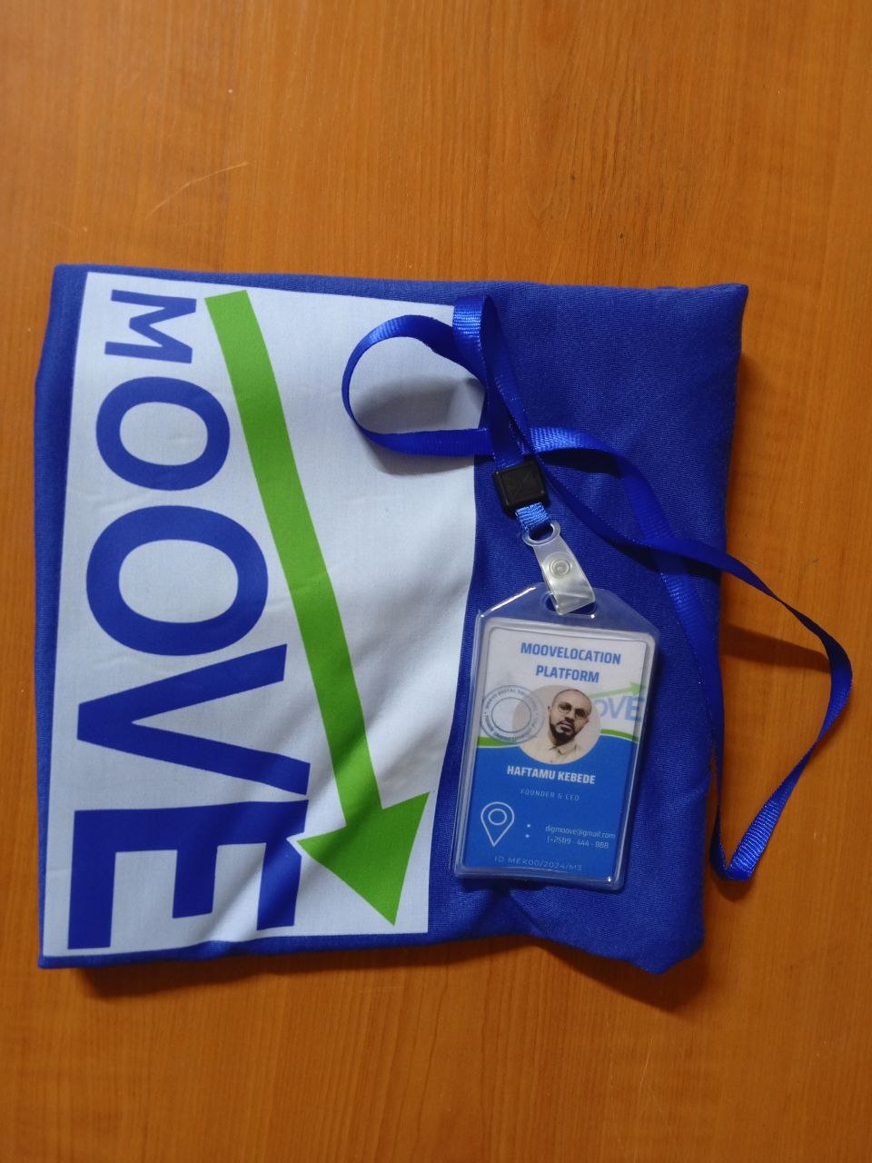 Moove team member with ID card